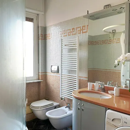 Apartment Red House - Beautiful - Metro M1 *